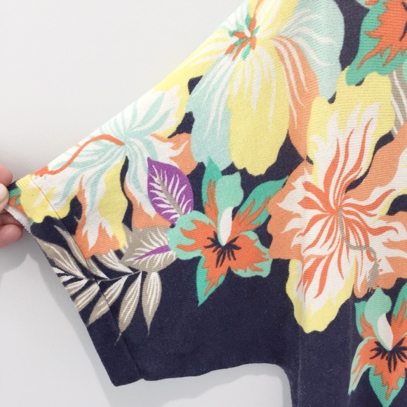 Talbots Floral Top - Picture 4 of 4